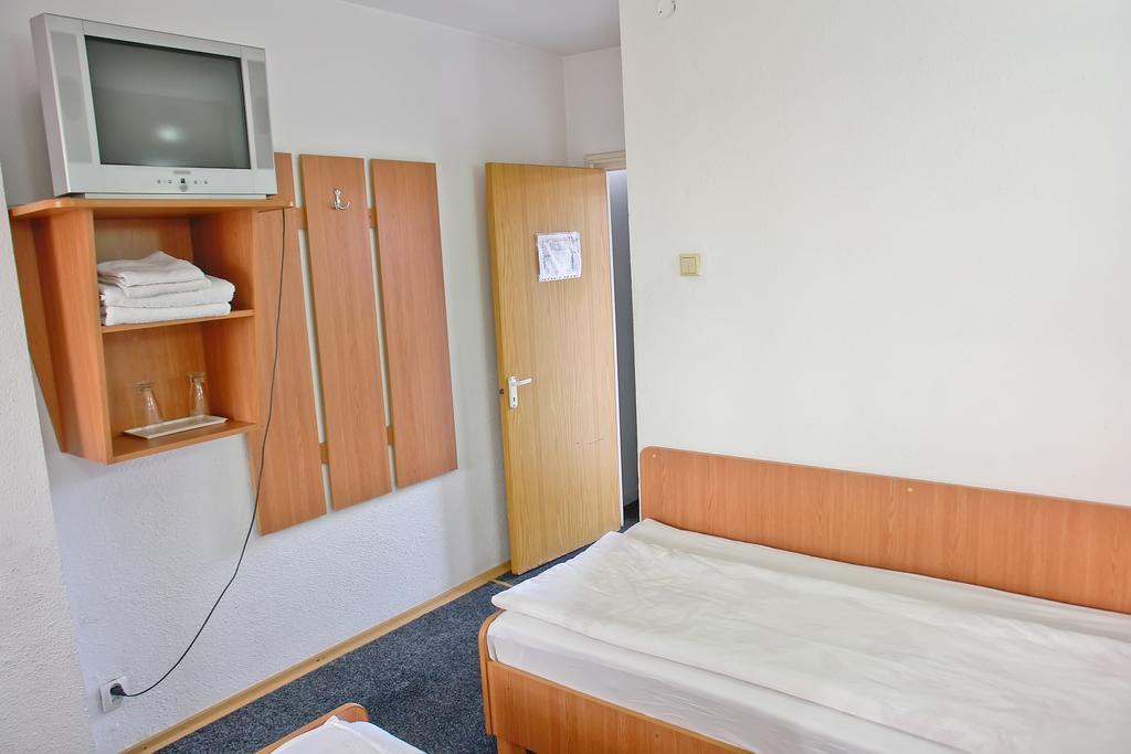 Motel Dacia Sebeş Oda fotoğraf